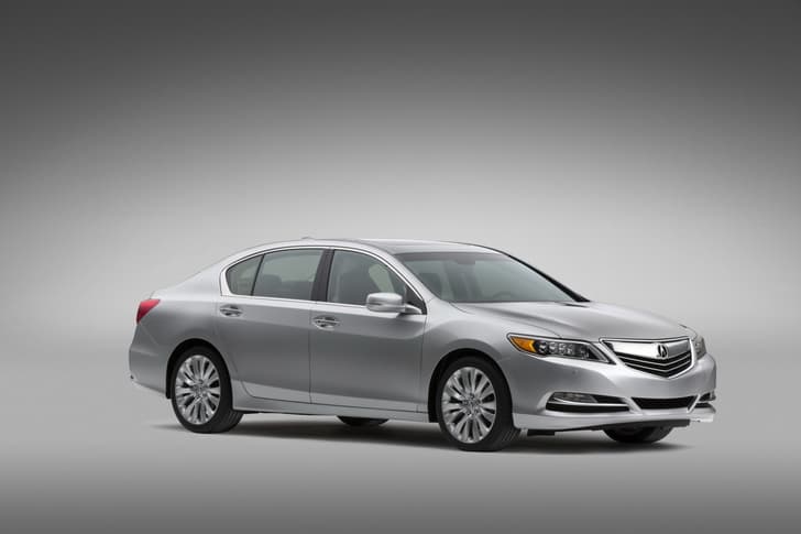 2013 Acura RLX saloon photo gallery